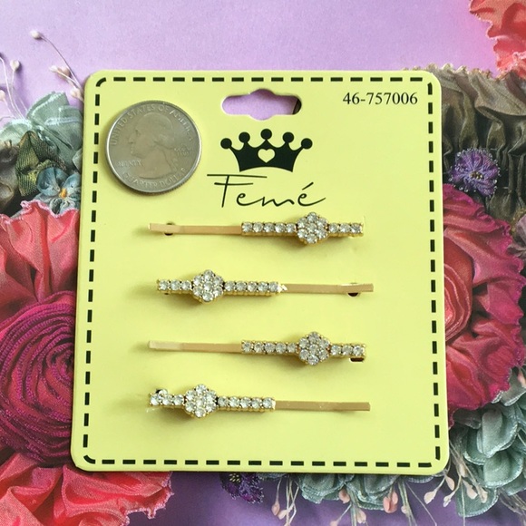 Set of 4 Gold Tone Clear Rhinestone Bobbie Pins NEW NOC Never Worn RED BANNER - Picture 4 of 5